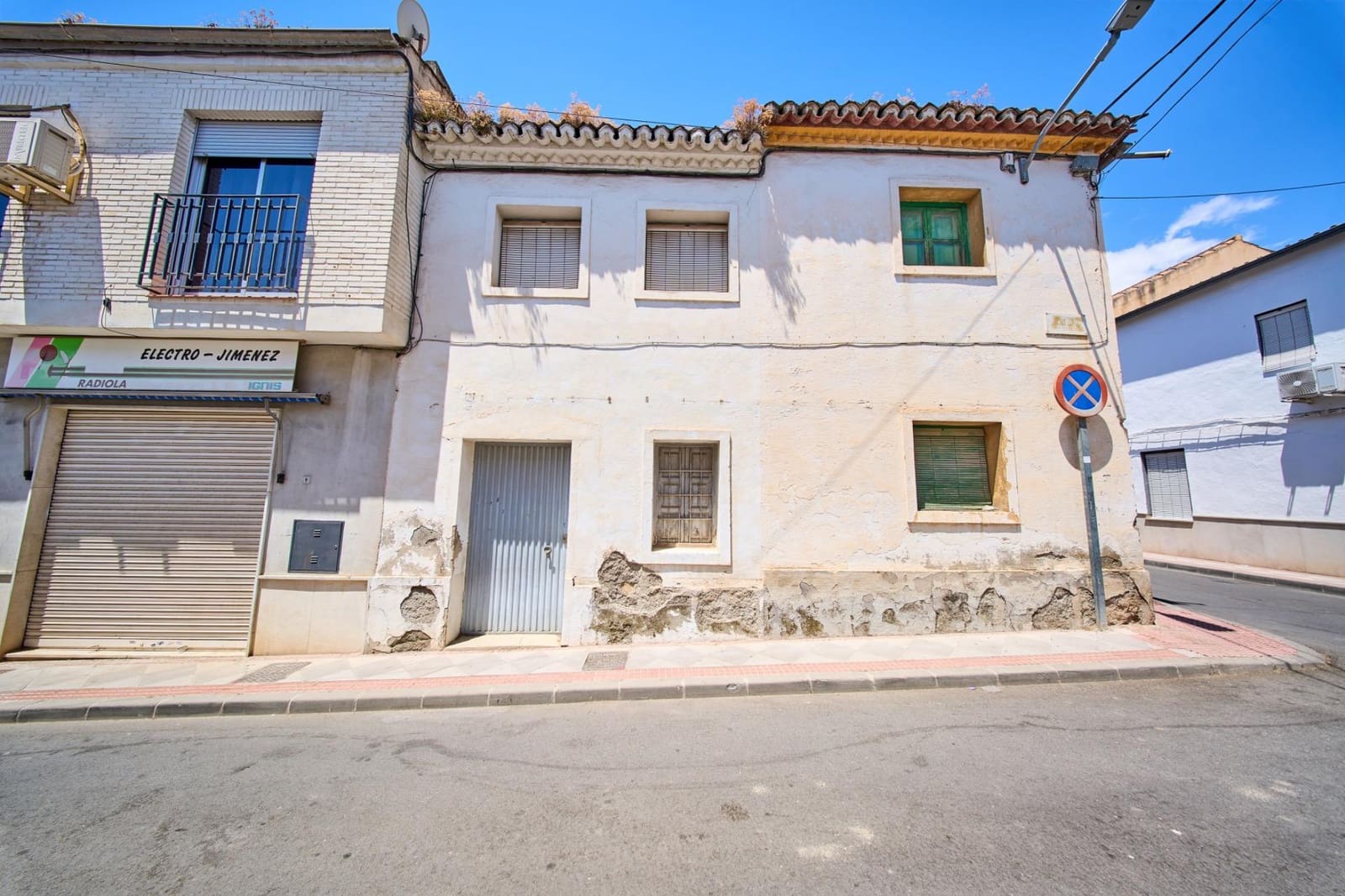 Haus zu verkaufen in Atarfe - 180.000 € (Ref: 9948108)