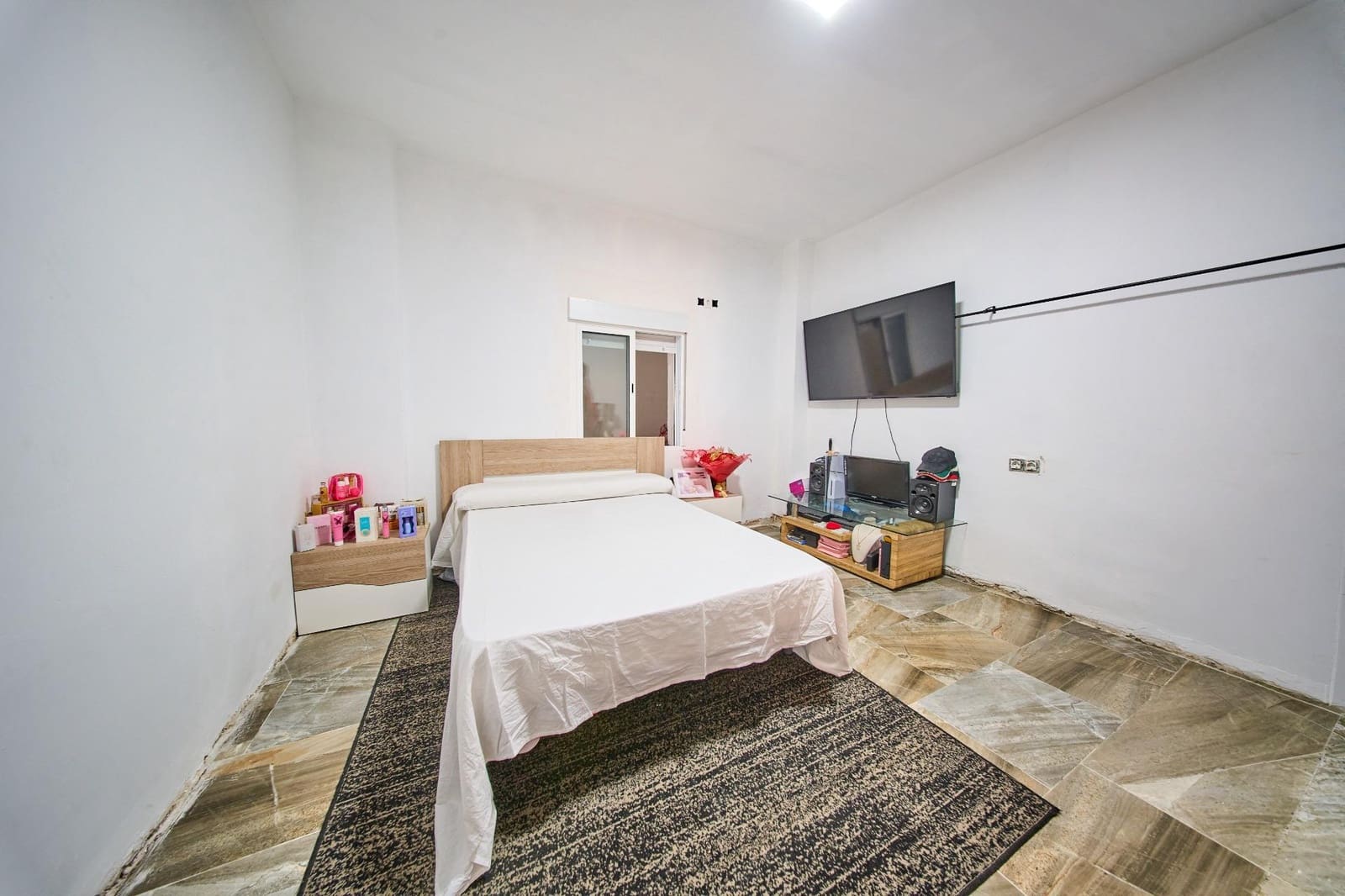 3 Zimmer Haus zu verkaufen in Granada Stadt - 135.000 € (Ref: 9950001)