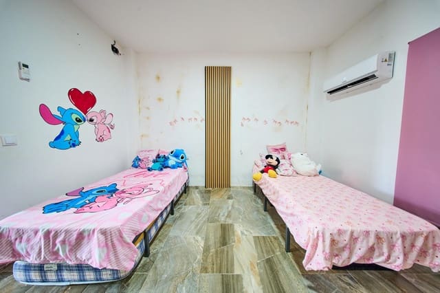 3 Zimmer Haus zu verkaufen in Albaicin, Granada Stadt - 135.000 € (Ref: 9950001)