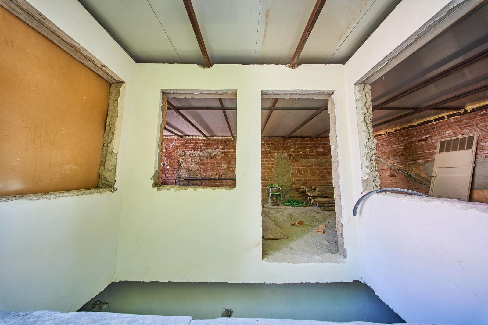 3 Zimmer Haus zu verkaufen in Granada Stadt - 135.000 € (Ref: 9950001)