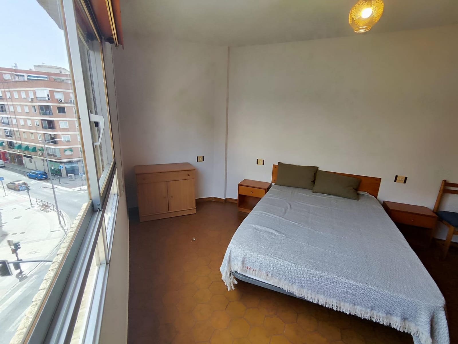 1 sypialnia Mieszkanie do wynajęcia w Miasto Grenada - 780 € (Ref: 9965463)