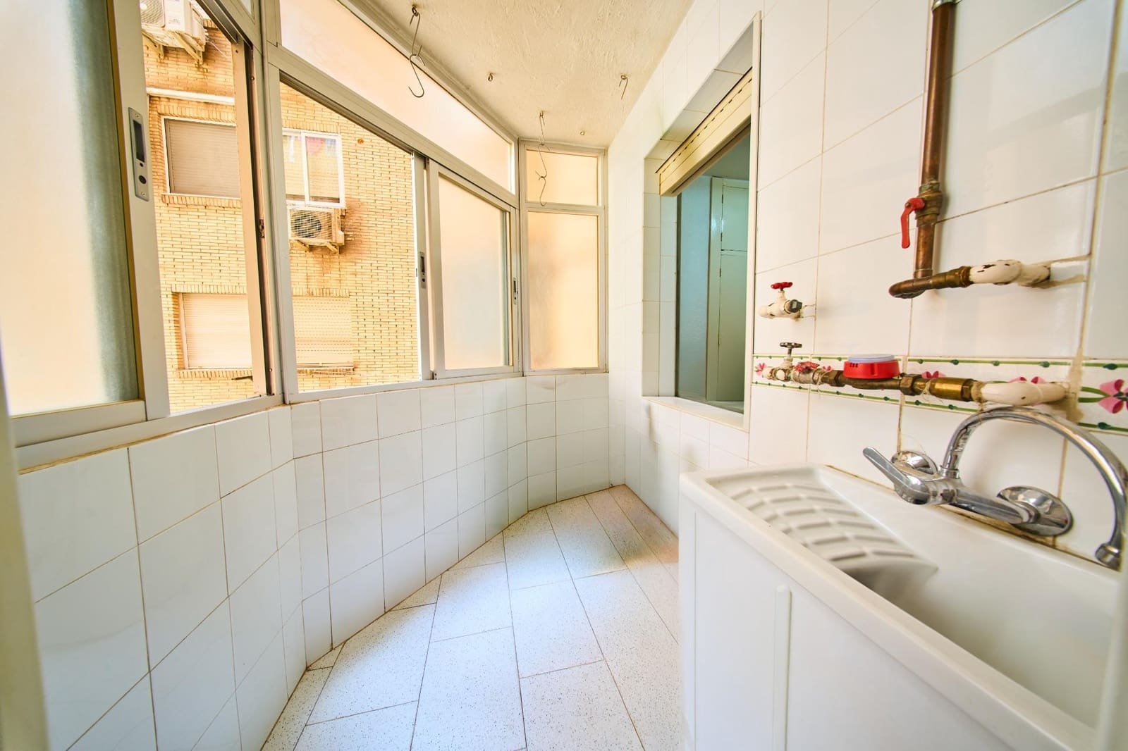 4 sypialnia Mieszkanie na sprzedaż w Miasto Grenada z basenem garażem - 395 000 € (Ref: 9965465)