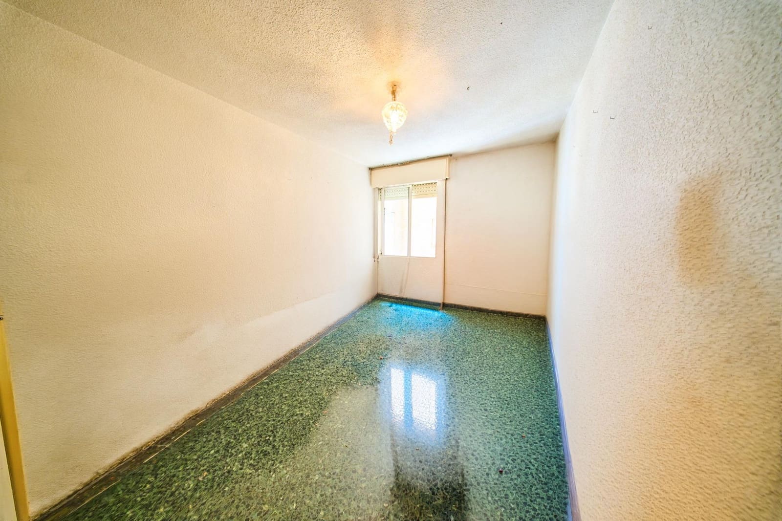 4 sypialnia Mieszkanie na sprzedaż w Miasto Grenada z basenem garażem - 395 000 € (Ref: 9965465)
