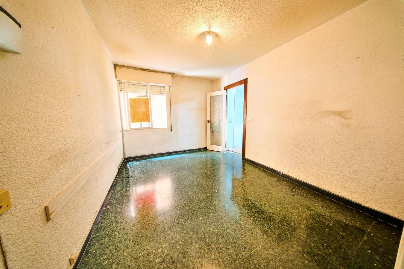 4 sypialnia Mieszkanie na sprzedaż w Miasto Grenada z basenem garażem - 395 000 € (Ref: 9965465)