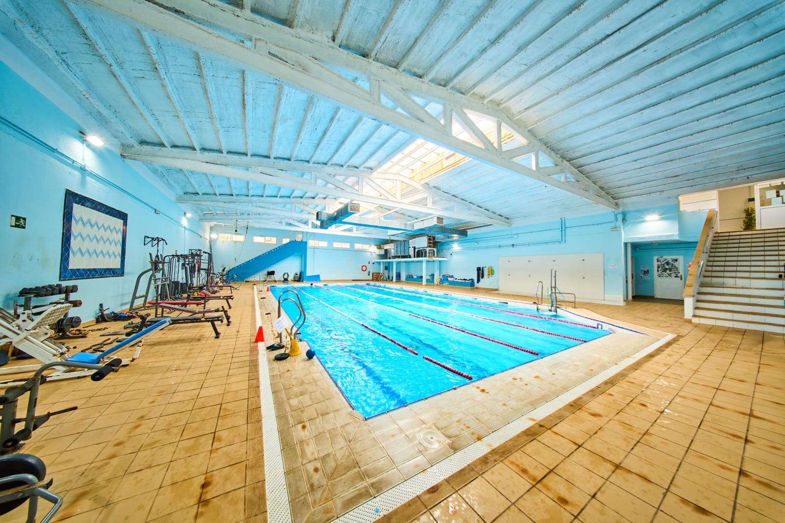 4 sypialnia Mieszkanie na sprzedaż w Miasto Grenada z basenem garażem - 395 000 € (Ref: 9965465)
