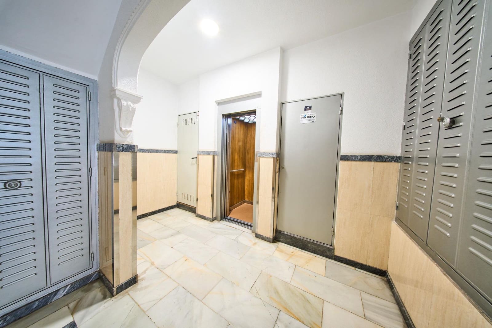 3 bedroom Flat for sale in Maracena with garage - € 225,000 (Ref: 9966788)