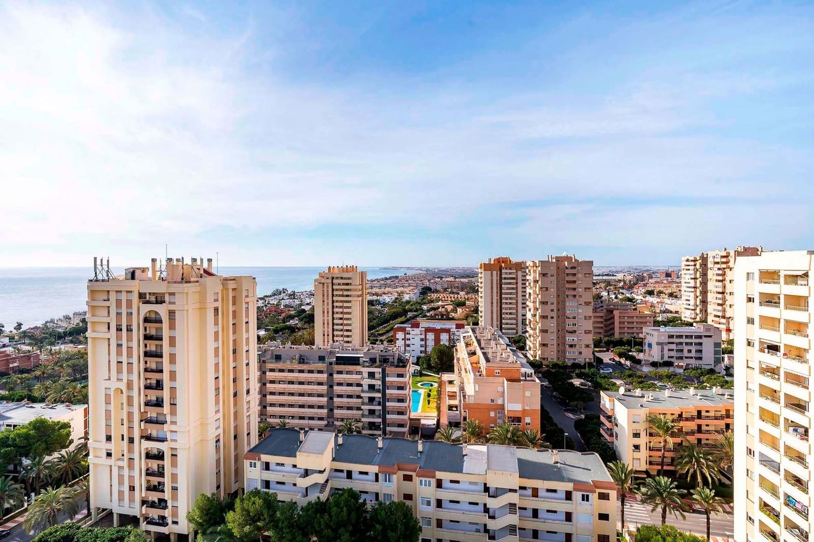 Piso de 3 habitaciones en Aguadulce (Almeria) en venta - 229.000 € (Ref: 9966789)