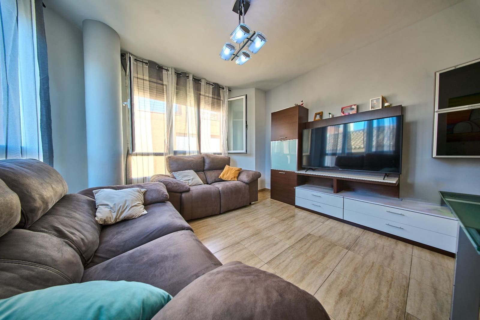 3 bedroom Flat for sale in Durcal - € 160,000 (Ref: 9966790)