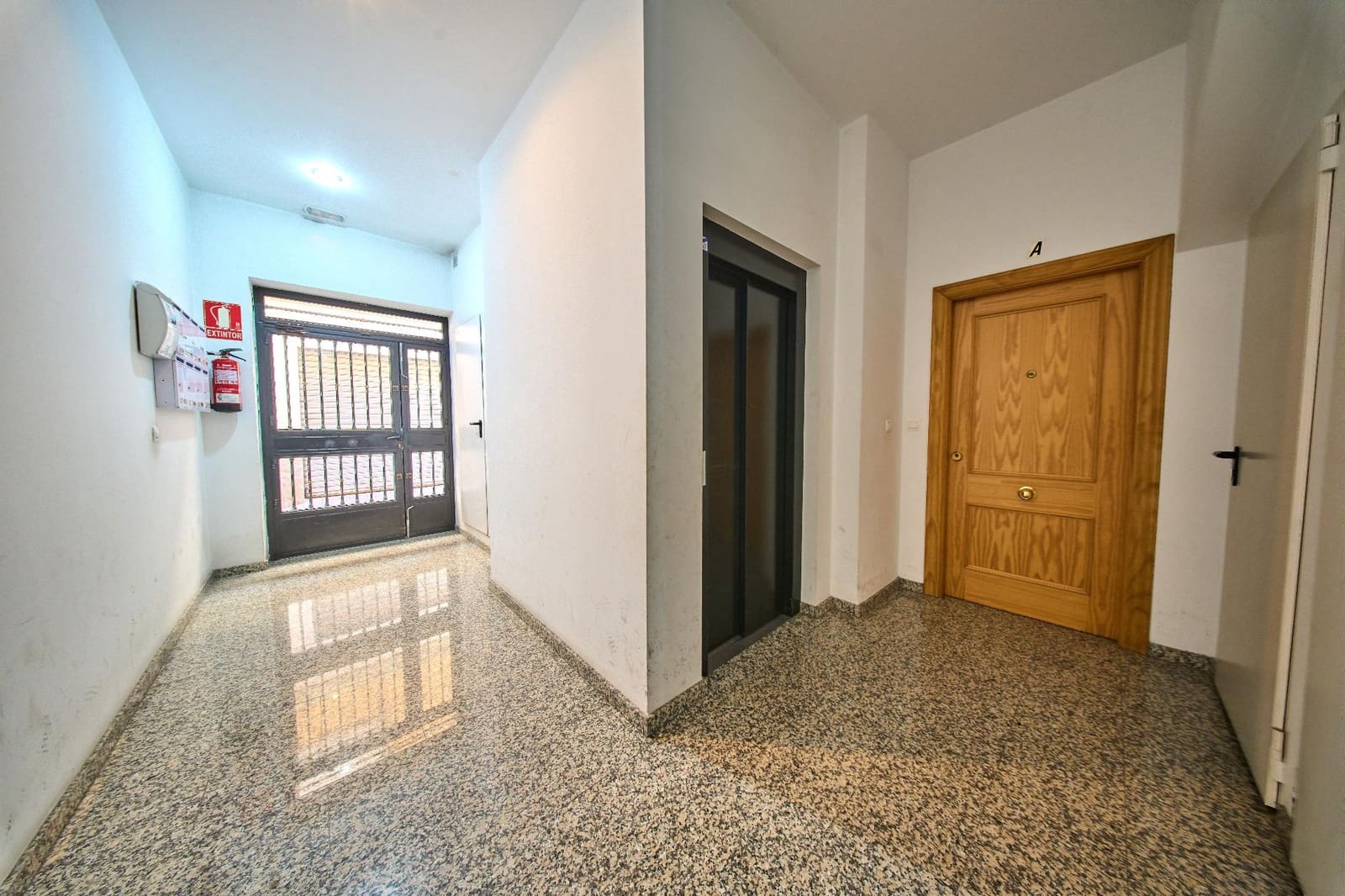 3 bedroom Flat for sale in Durcal - € 160,000 (Ref: 9966790)