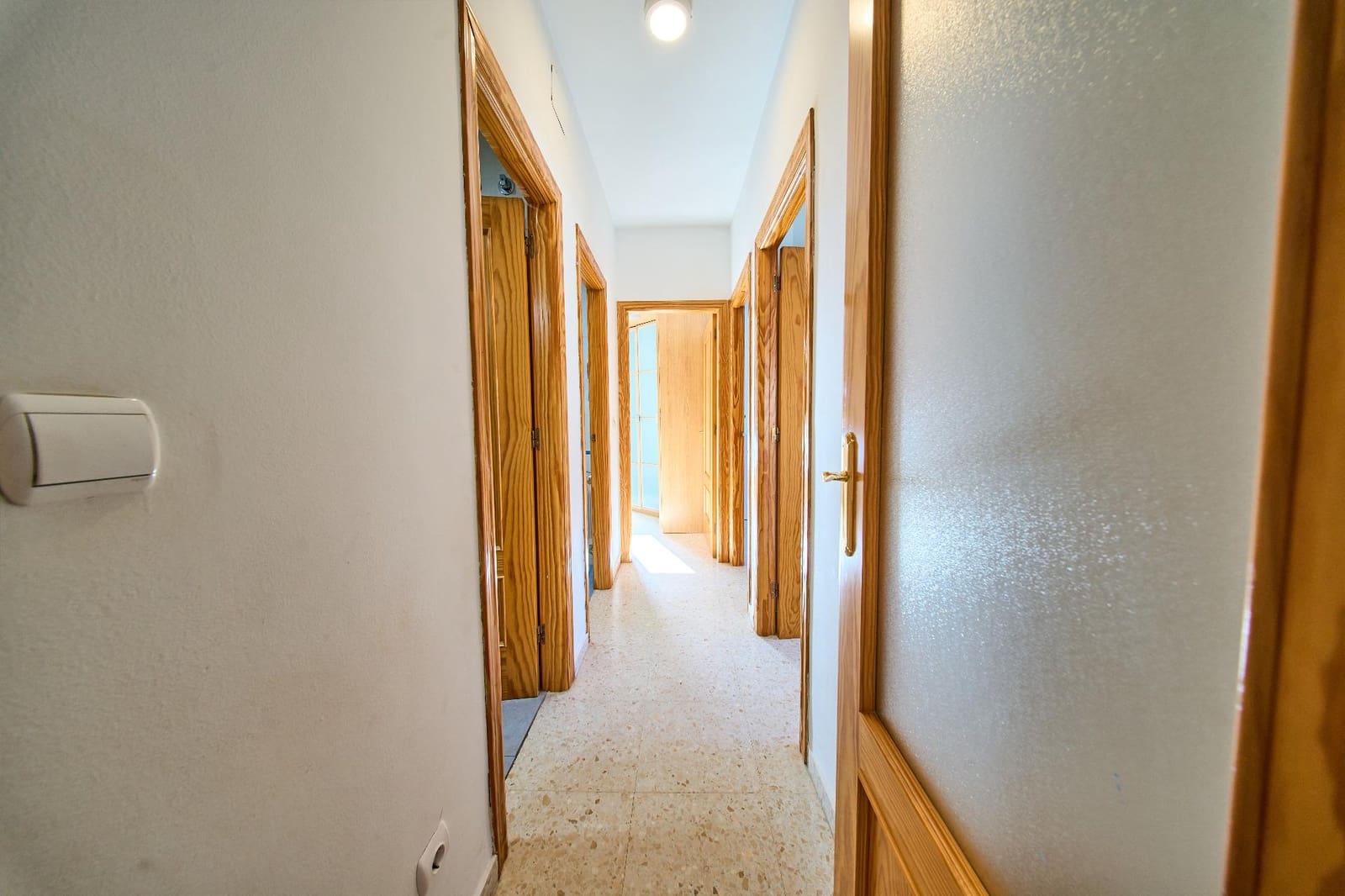 3 bedroom Flat for sale in Granada city with garage - € 245,000 (Ref: 9966791)