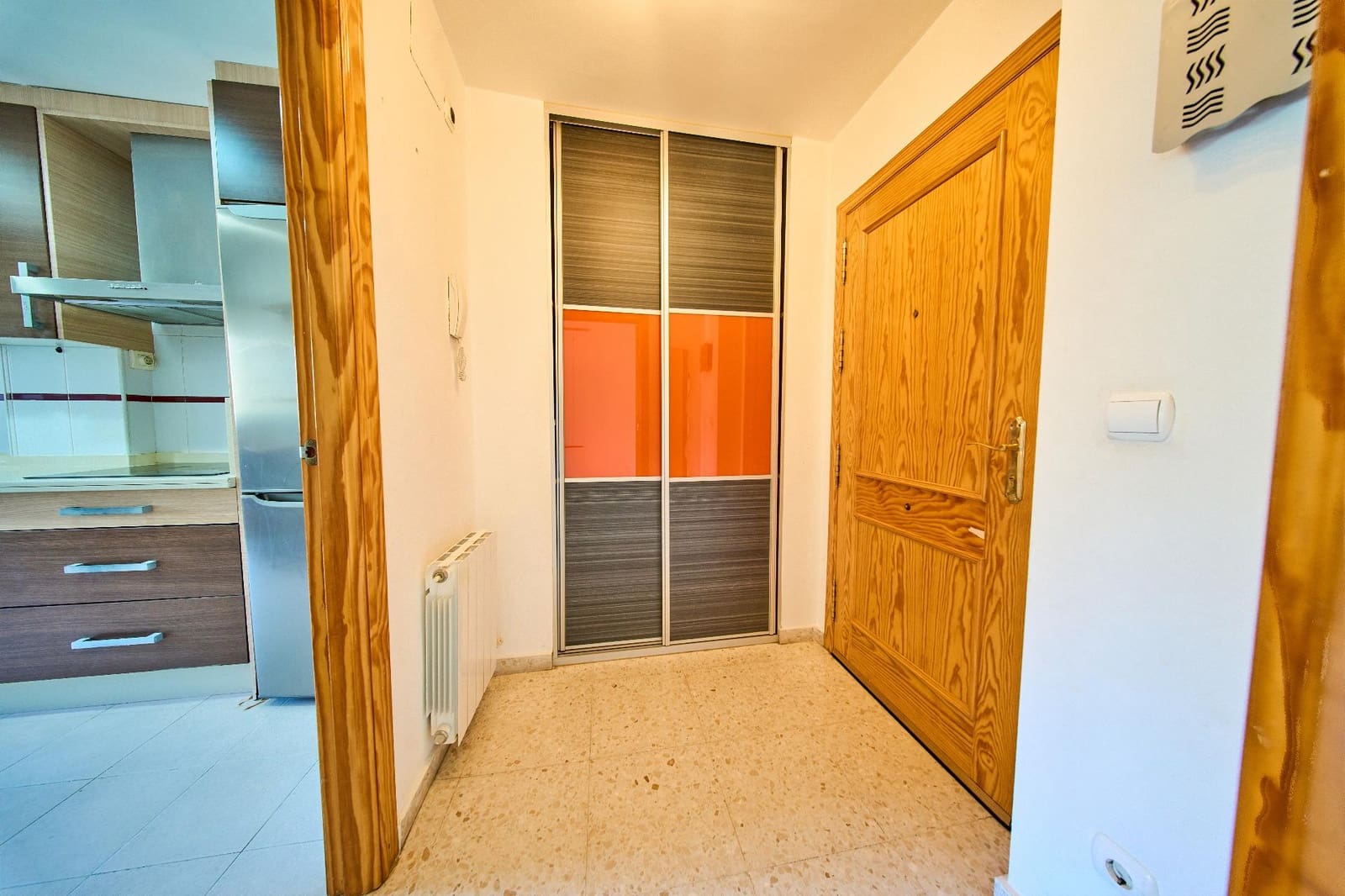 3 bedroom Flat for sale in Granada city with garage - € 245,000 (Ref: 9966791)