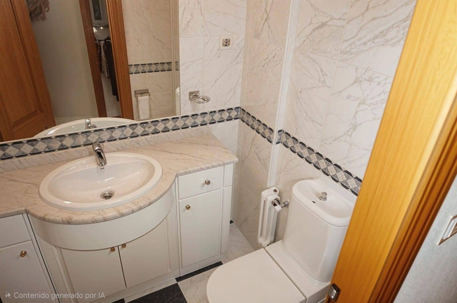 3 bedroom Flat for rent in Granada city - € 800 (Ref: 9967852)