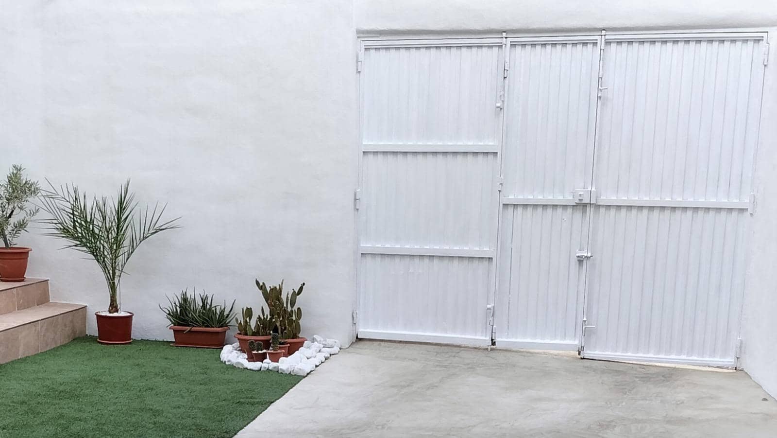 3 soveværelse Semi-Rækkehus til salg i La Zubia med garage - € 244.900 (Ref: 9970776)