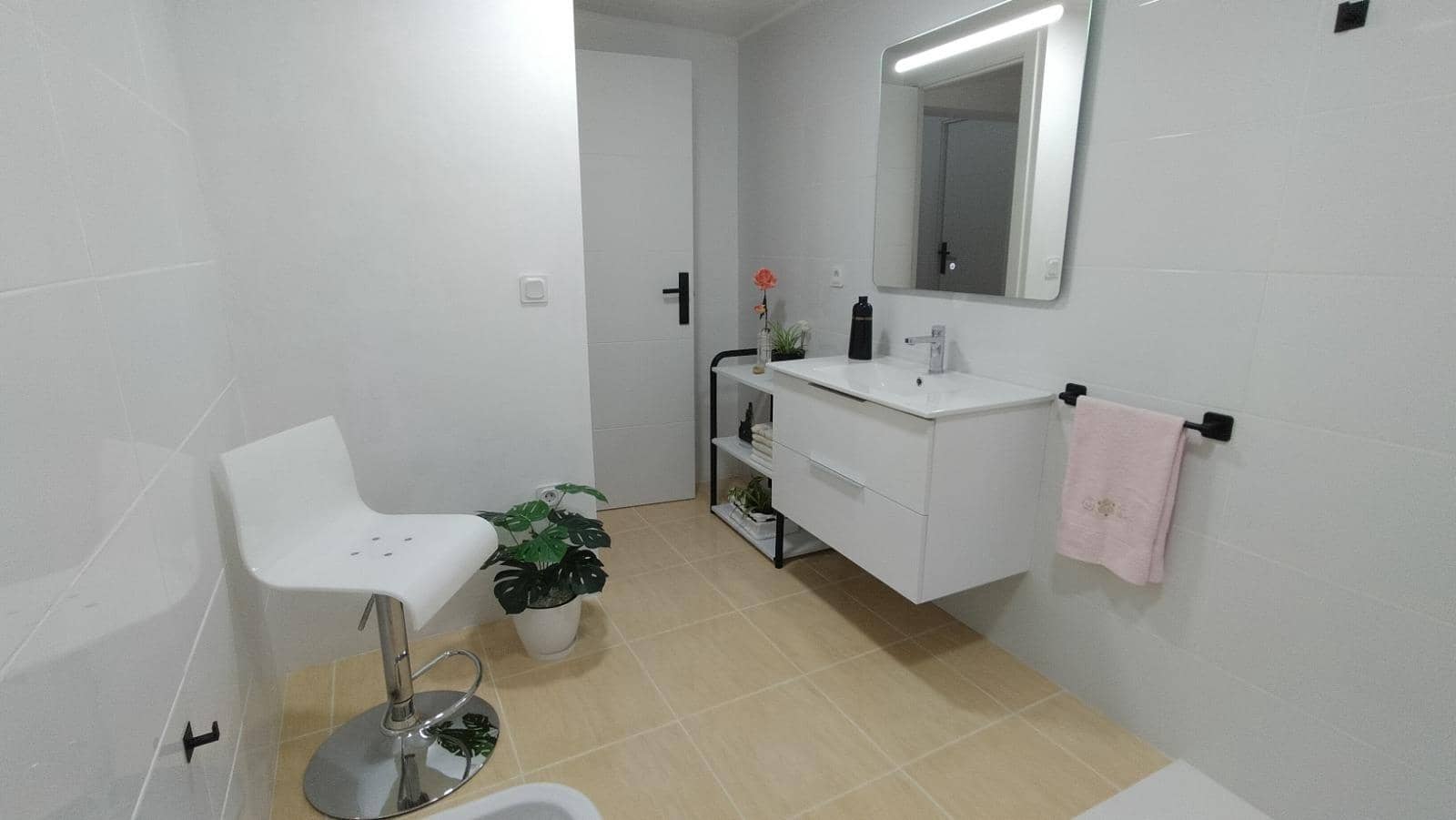 3 soveværelse Semi-Rækkehus til salg i La Zubia med garage - € 244.900 (Ref: 9970776)