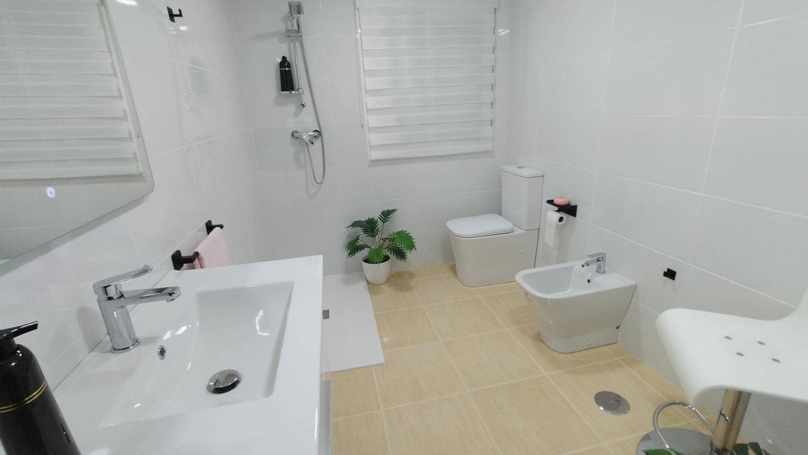 3 soveværelse Semi-Rækkehus til salg i La Zubia med garage - € 244.900 (Ref: 9970776)