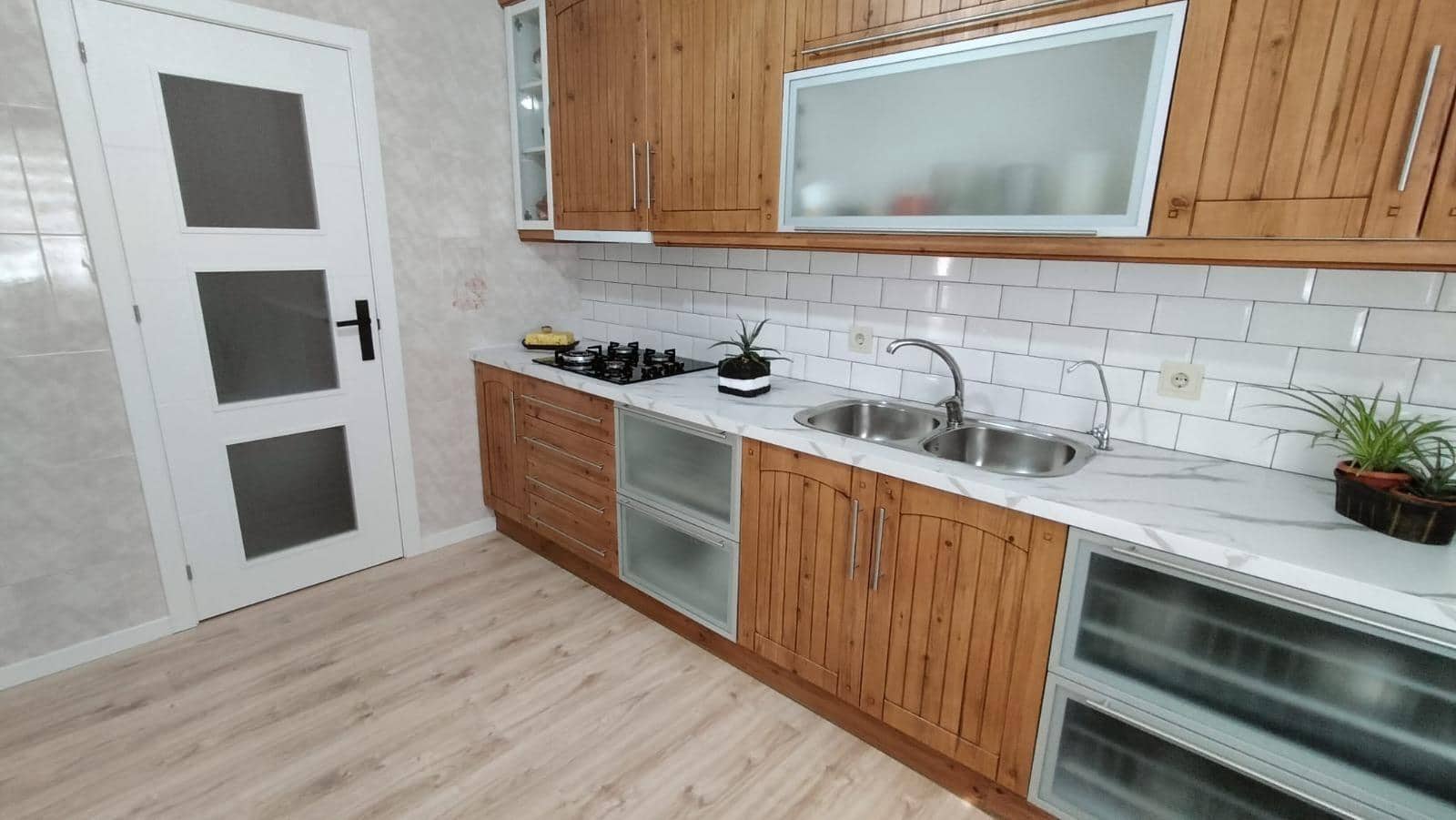 3 soveværelse Semi-Rækkehus til salg i La Zubia med garage - € 244.900 (Ref: 9970776)