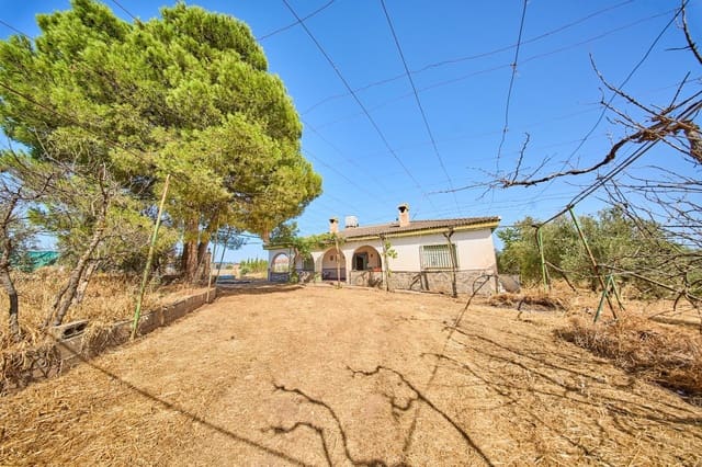 5 soverom Finca/Herregård til salgs i Moraleda de Zafayona - € 180 000 (Ref: 9975598)