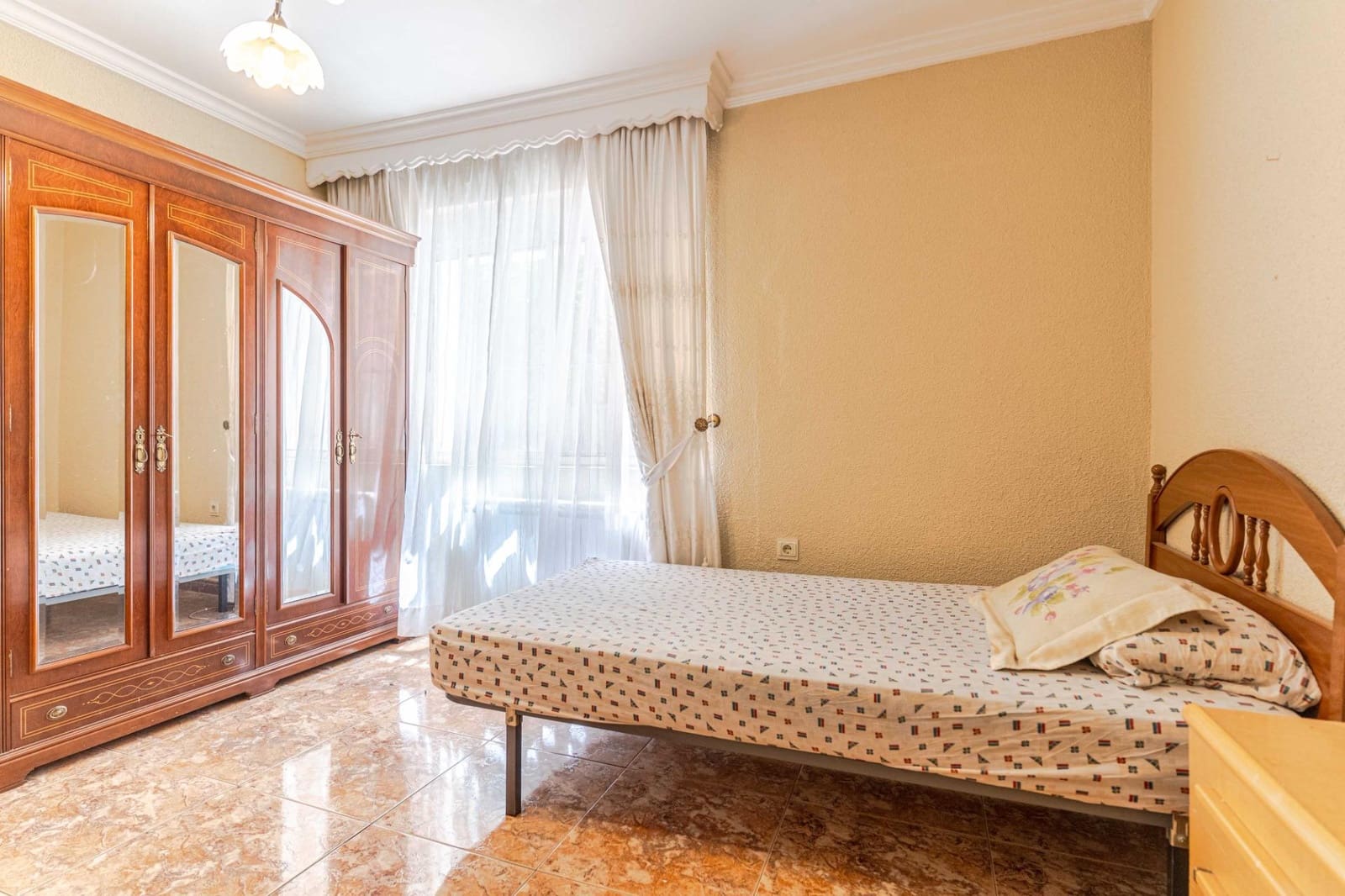 2 bedroom Townhouse for rent in Churriana de la Vega - € 895 (Ref: 9975599)