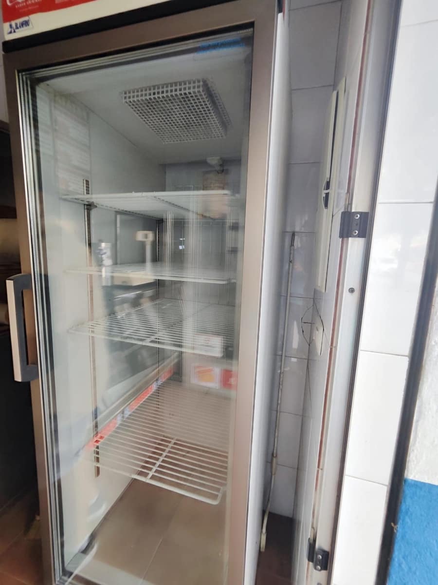 Comercial para arrendar em Granada cidade - 500 € (Ref: 9977475)