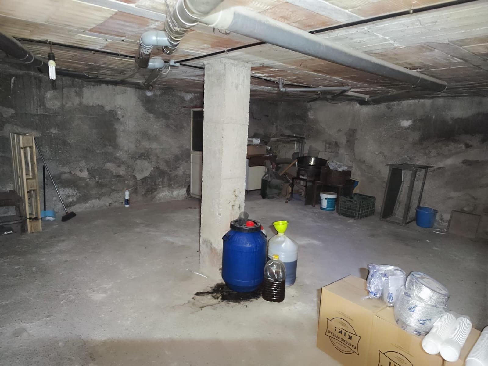 Comercial para arrendar em Granada cidade - 500 € (Ref: 9977475)