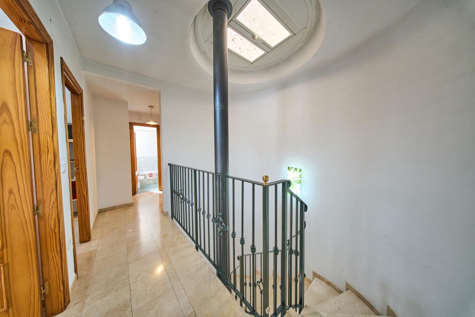 4 Zimmer Villa zu verkaufen in Gojar mit Pool Garage - 299.000 € (Ref: 9977476)