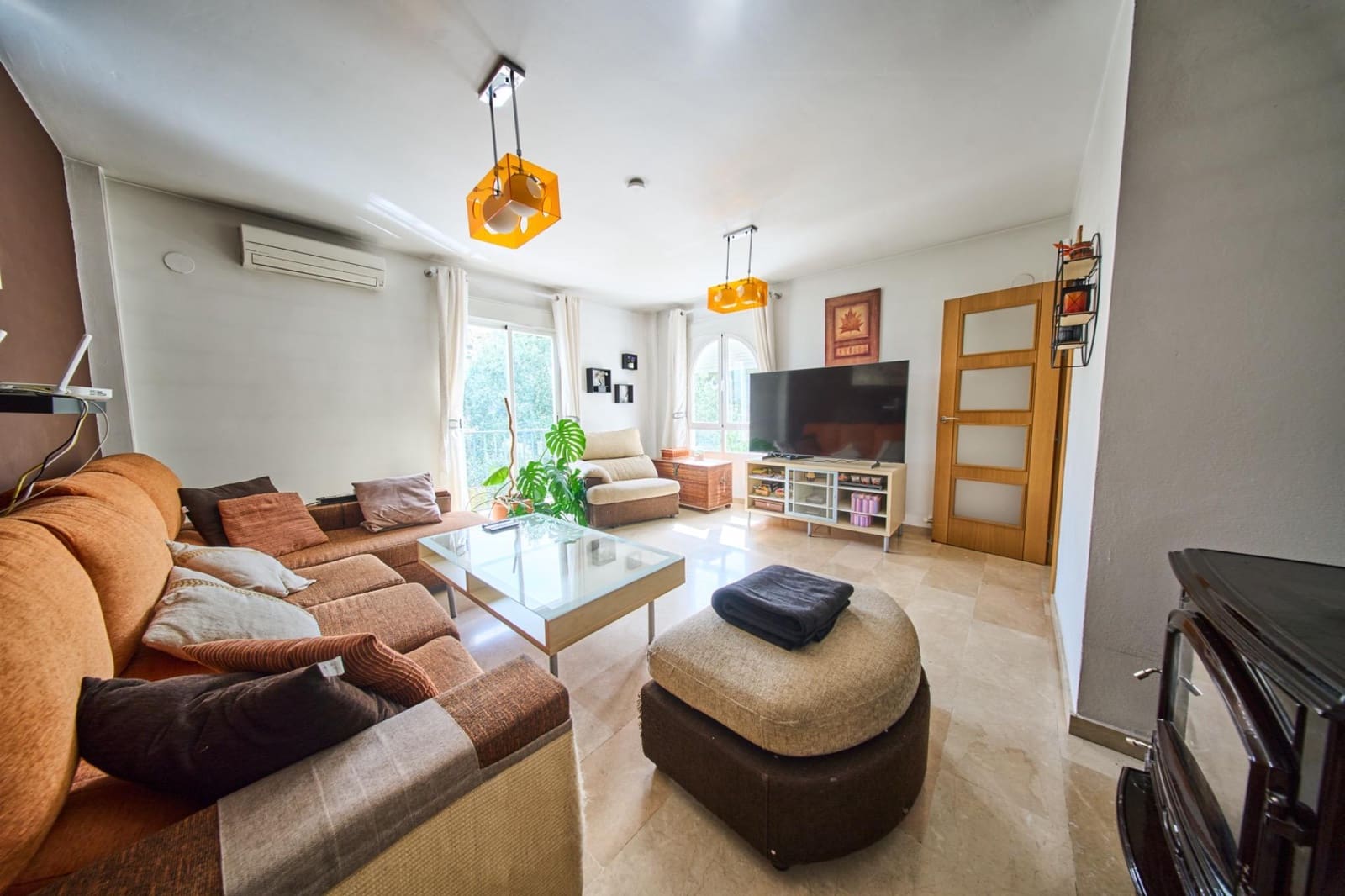 4 Zimmer Villa zu verkaufen in Gojar mit Pool Garage - 299.000 € (Ref: 9977476)