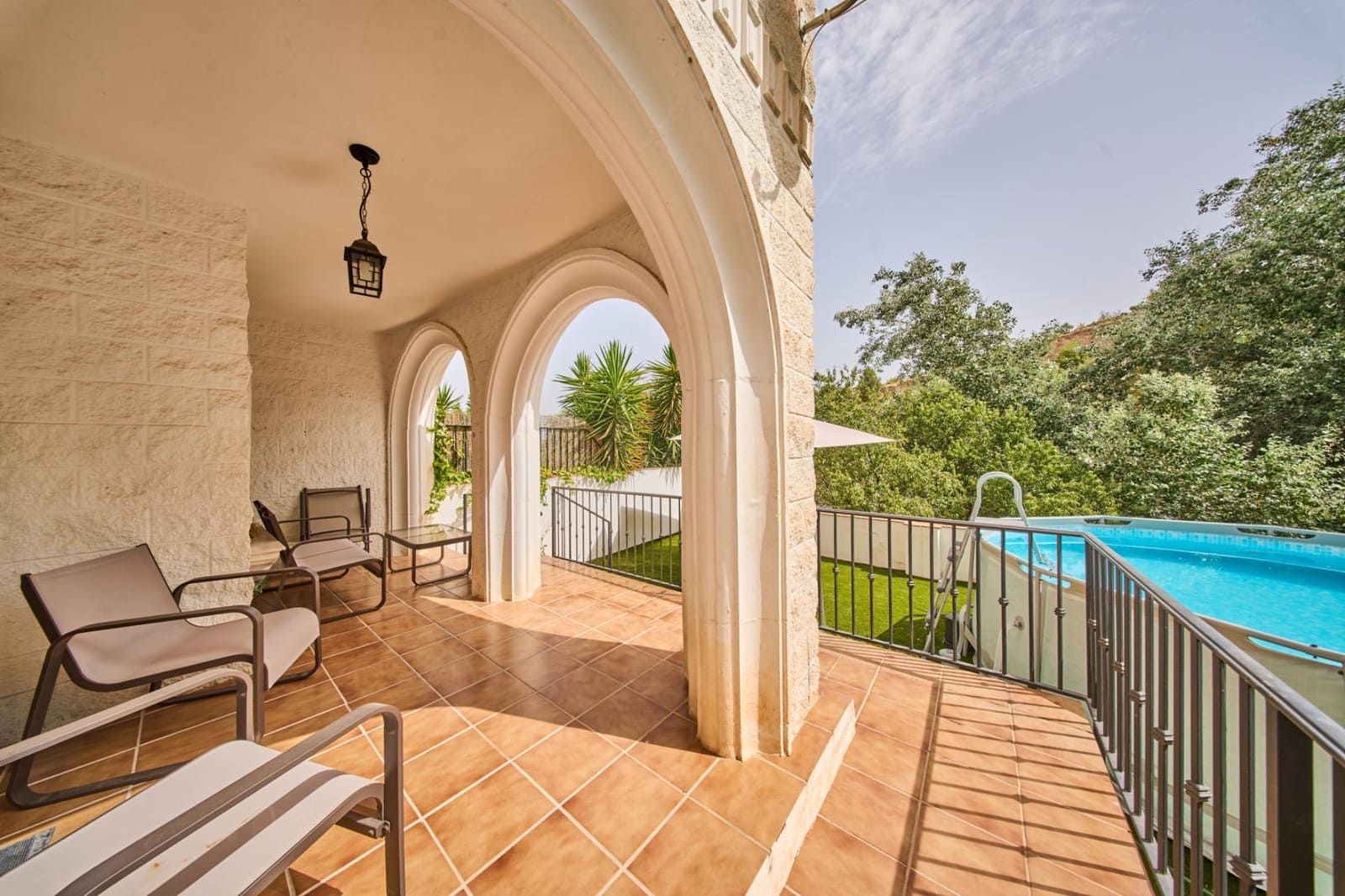 4 Zimmer Villa zu verkaufen in Gojar mit Pool Garage - 299.000 € (Ref: 9977476)