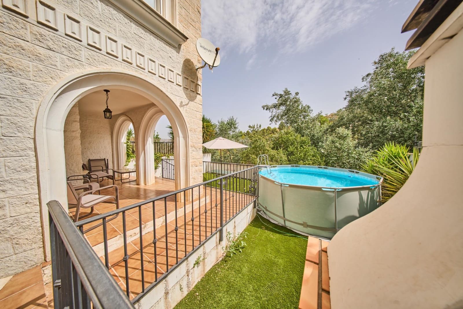 4 Zimmer Villa zu verkaufen in Gojar mit Pool Garage - 299.000 € (Ref: 9977476)