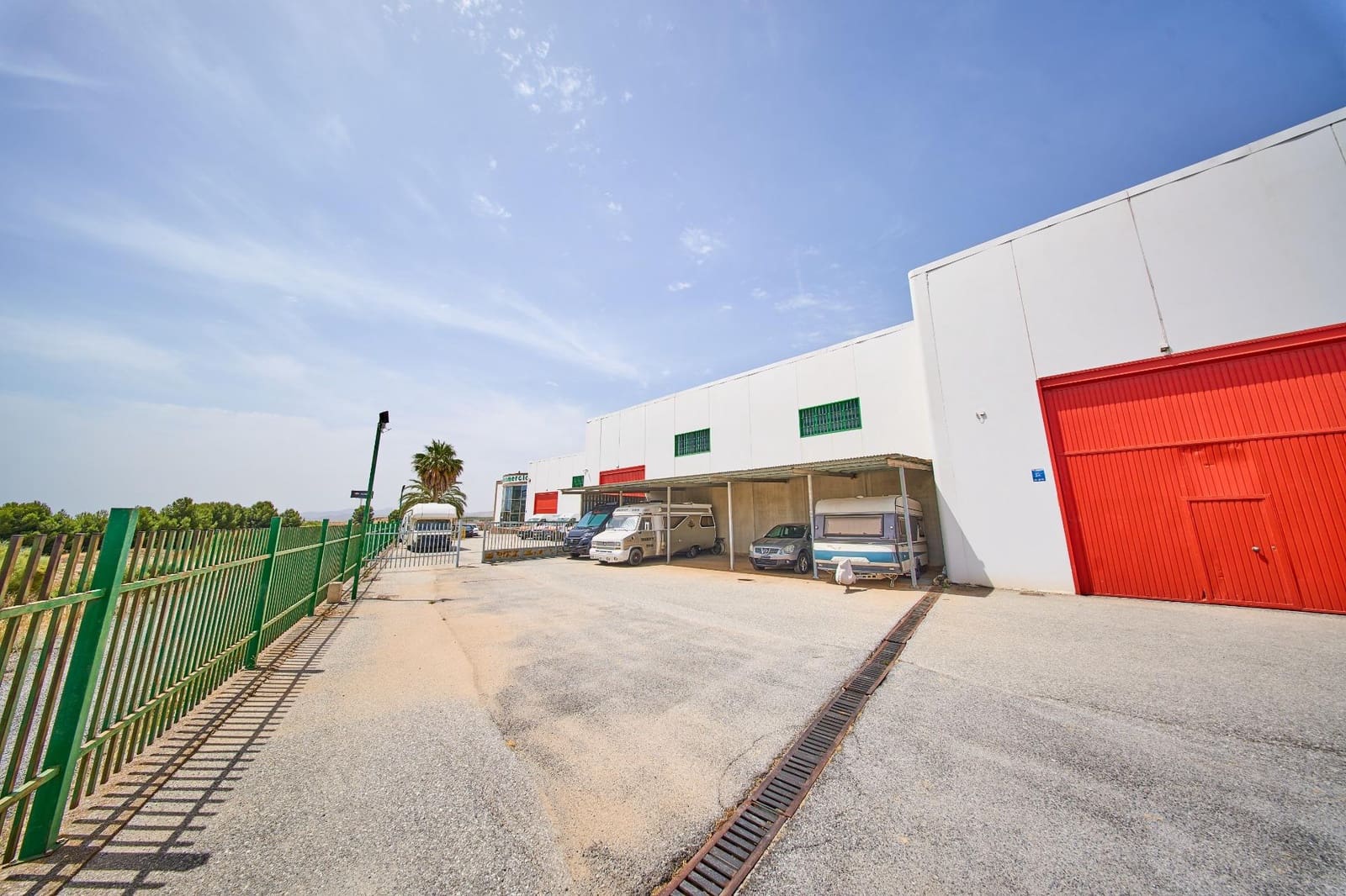 Negocio en Padul en venta - 2.200.000 € (Ref: 9977477)