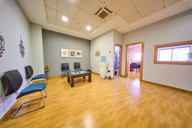 2 sovrum Lägenhet till salu i Alfacar med garage - 125 000 € (Ref: 9977478)