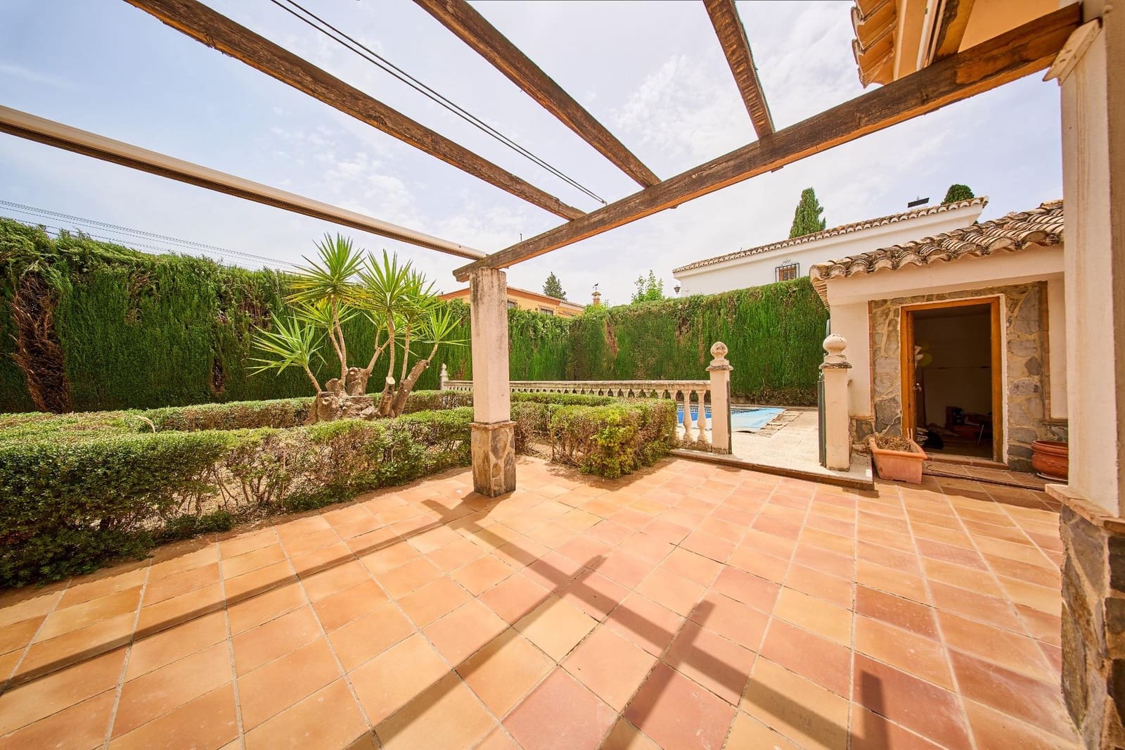 5 sypialnia Willa na sprzedaż w Ogijares z basenem - 420 000 € (Ref: 9977480)
