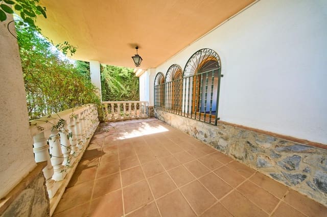 5 slaapkamer Villa te koop in Ogíjares met zwembad - € 420.000 (Ref: 9977480)