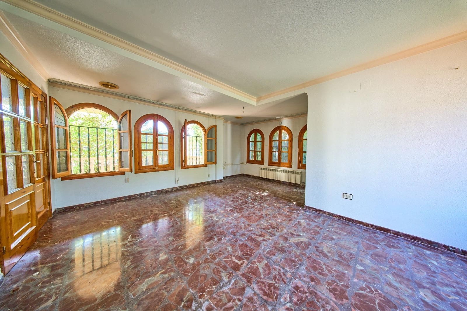 5 sypialnia Willa na sprzedaż w Ogijares z basenem - 420 000 € (Ref: 9977480)