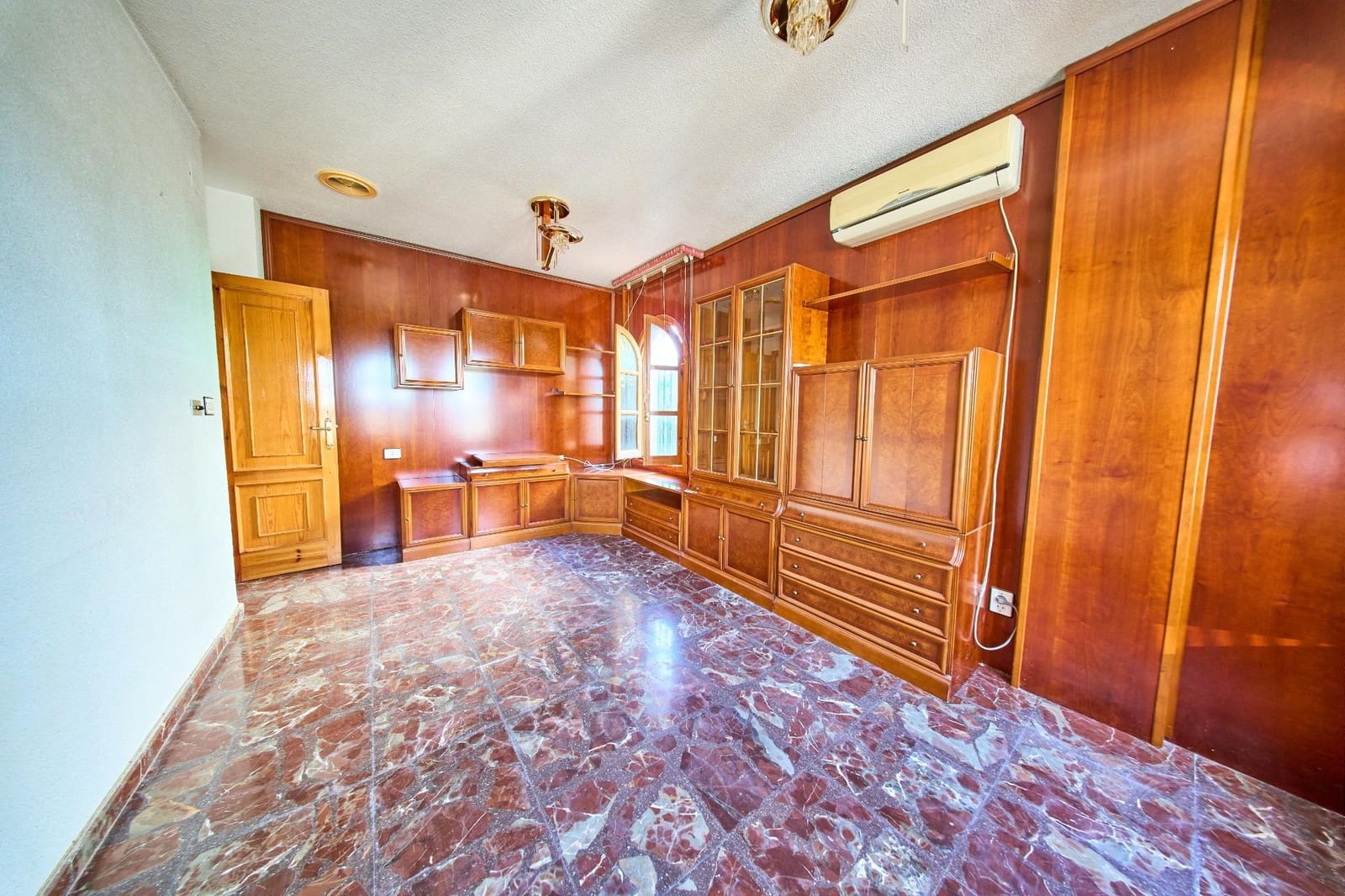 5 sypialnia Willa na sprzedaż w Ogijares z basenem - 420 000 € (Ref: 9977480)