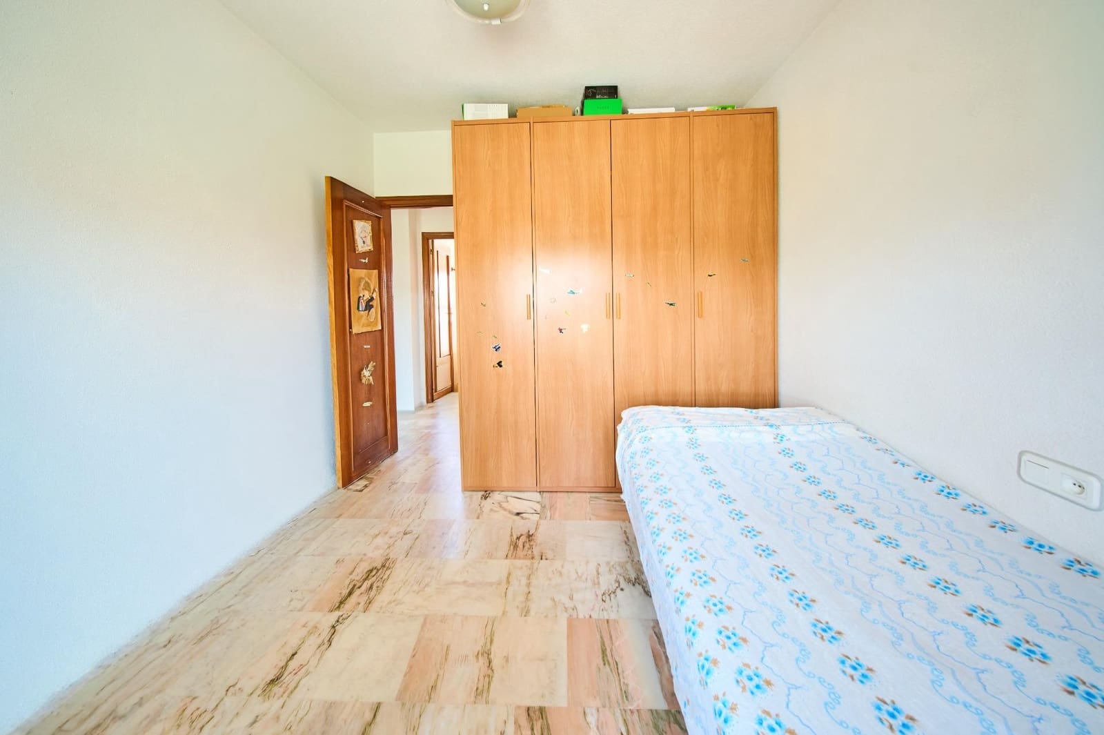 Adosado de 3 habitaciones en Fuente Vaqueros en venta con garaje - 178.500 € (Ref: 9979036)