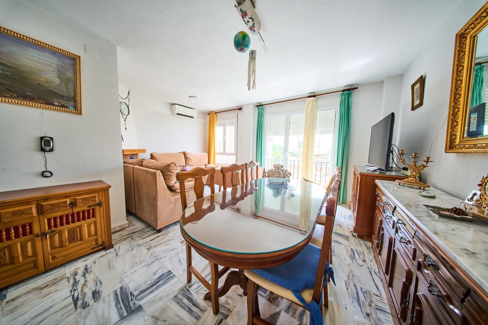 Adosado de 3 habitaciones en Fuente Vaqueros en venta con garaje - 178.500 € (Ref: 9979036)