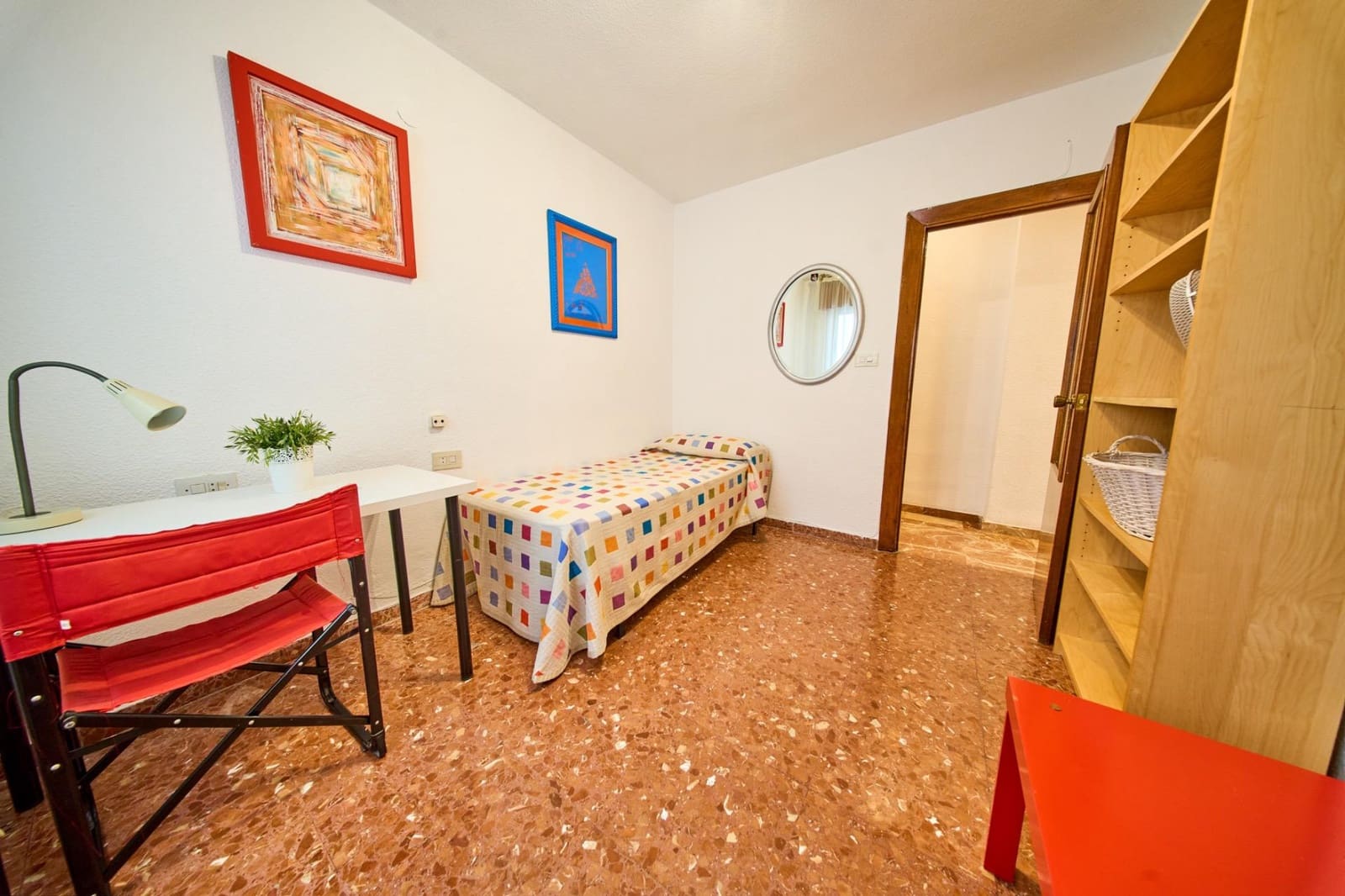 4 camera da letto Appartamento da affittare in Granada citta con garage - 1.100 € (Rif: 9979037)
