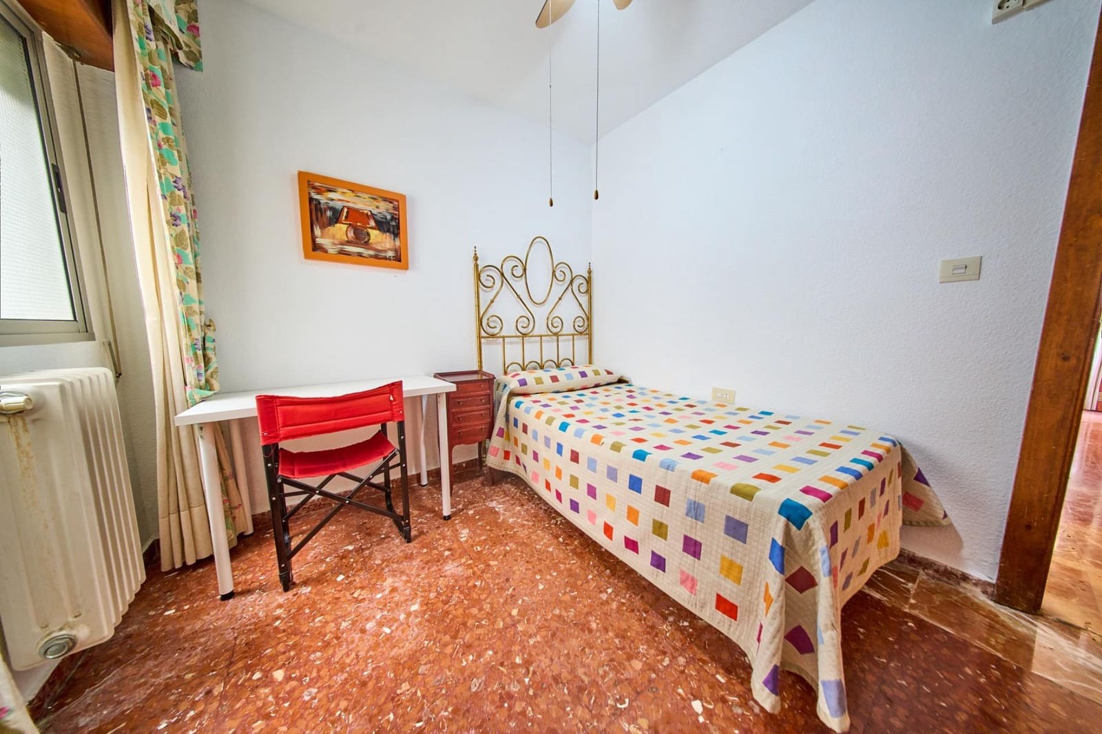 4 camera da letto Appartamento da affittare in Granada citta con garage - 1.100 € (Rif: 9979037)