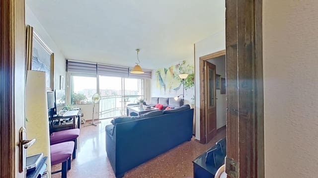 4 soverom Leilighet til salgs i Granada by med garasje - € 300 000 (Ref: 9983140)