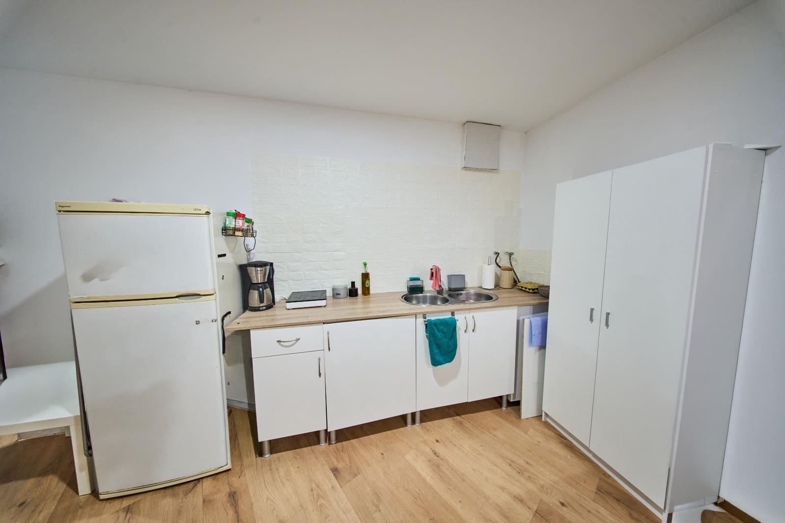 3 soveværelse Finca/Landehus til salg i Otura med swimmingpool - € 550.000 (Ref: 9985127)