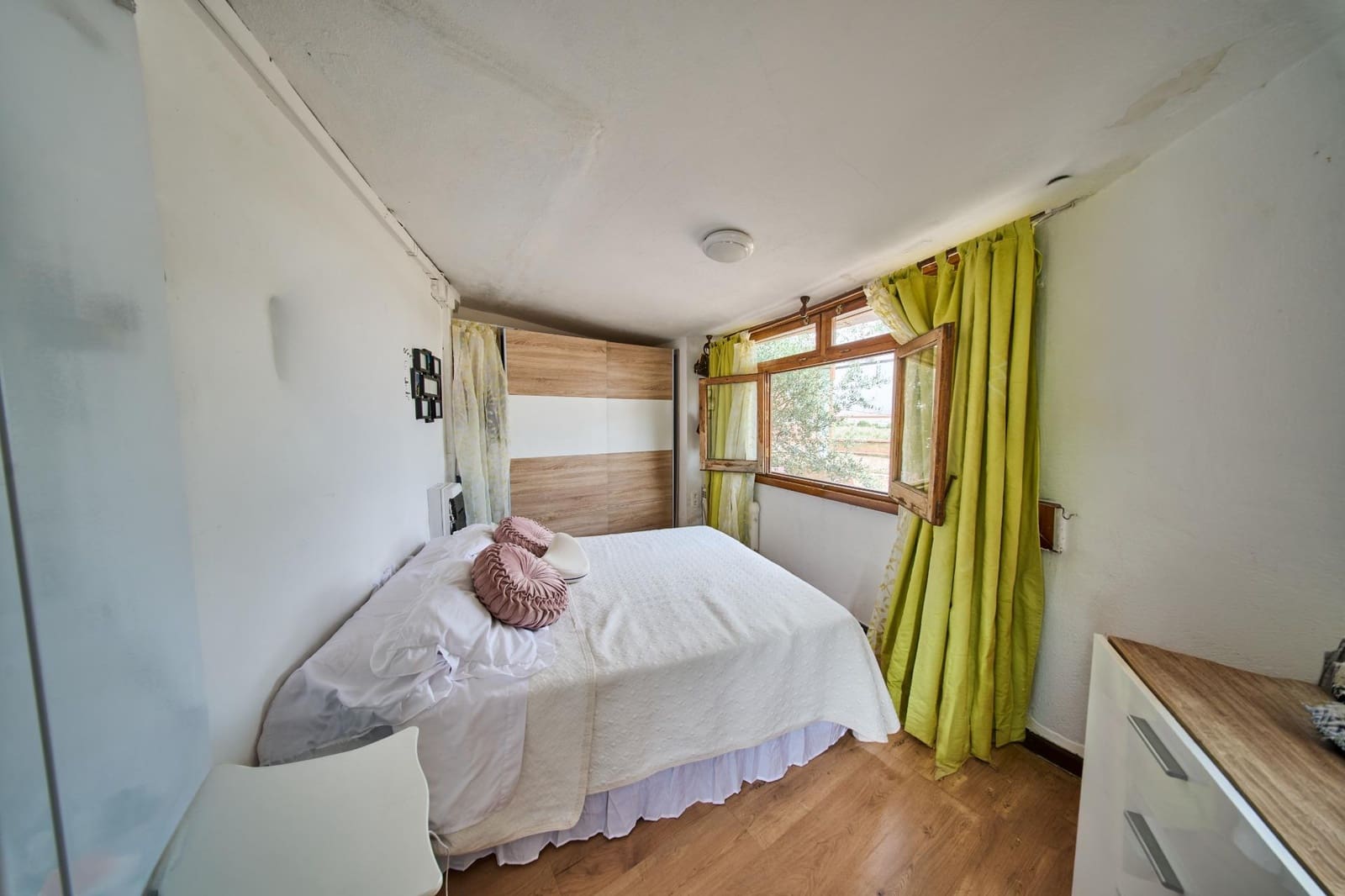 3 soveværelse Finca/Landehus til salg i Otura med swimmingpool - € 550.000 (Ref: 9985127)