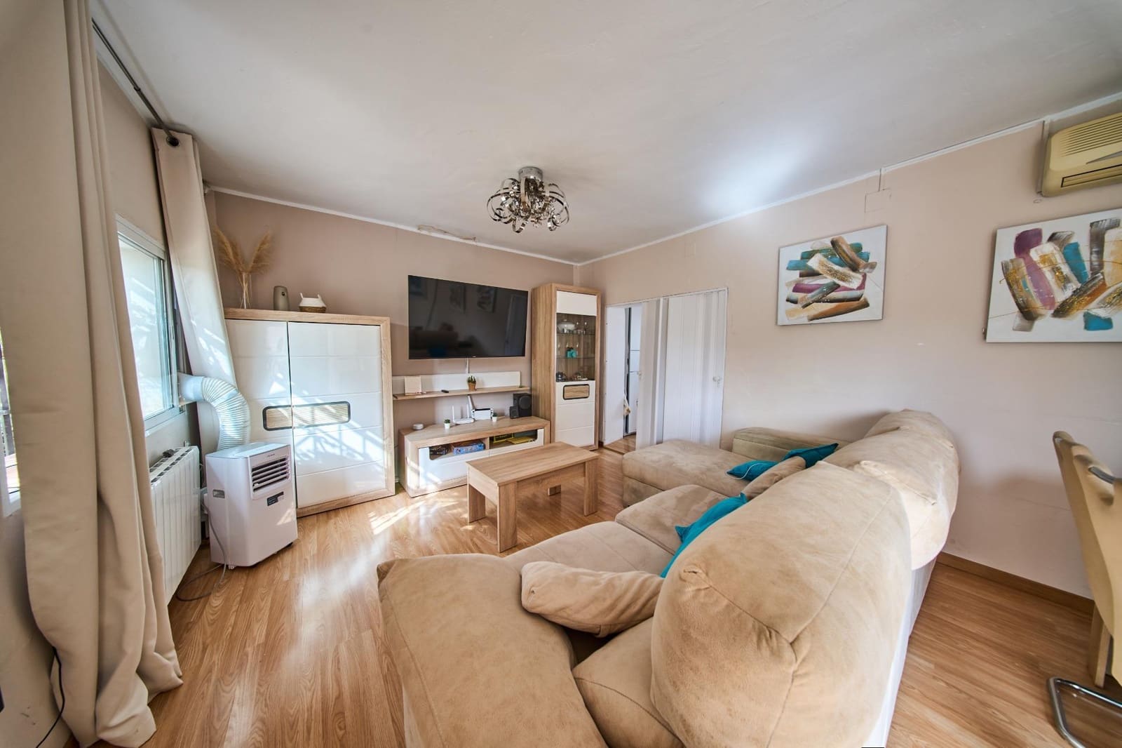 3 soveværelse Finca/Landehus til salg i Otura med swimmingpool - € 550.000 (Ref: 9985127)
