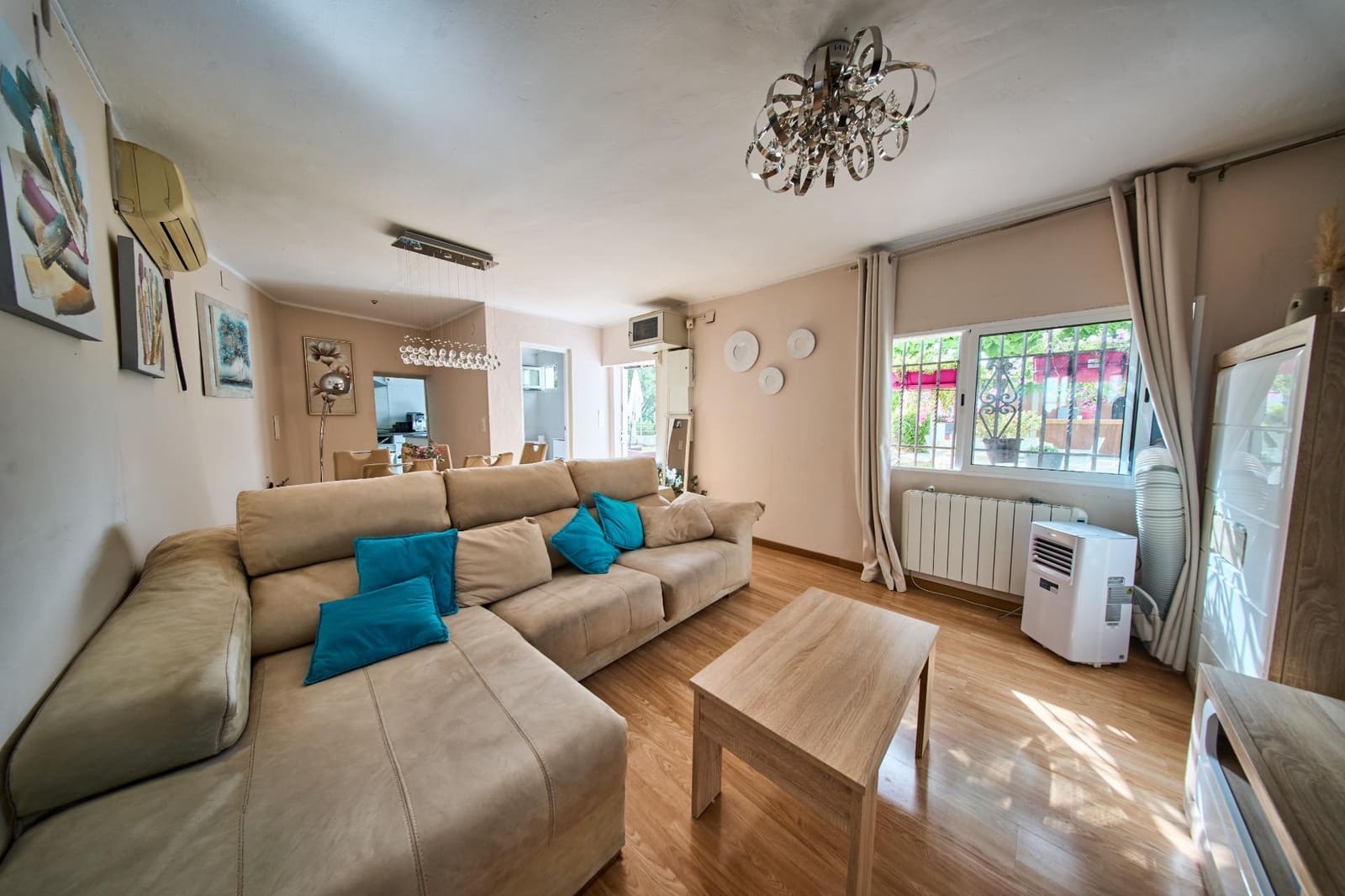 3 soveværelse Finca/Landehus til salg i Otura med swimmingpool - € 550.000 (Ref: 9985127)
