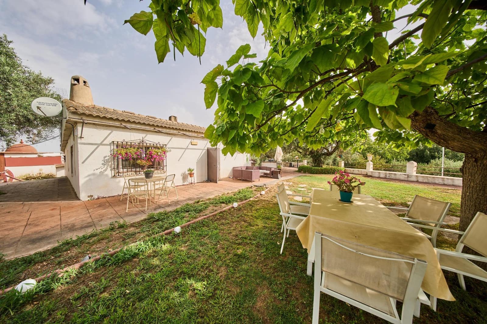 3 soveværelse Finca/Landehus til salg i Otura med swimmingpool - € 550.000 (Ref: 9985127)