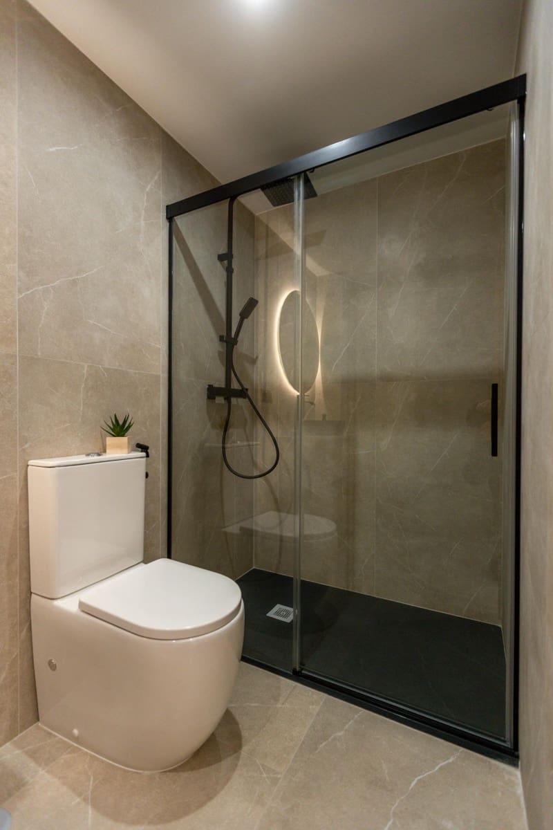 Vind till salu i Granada stad - 132 500 € (Ref: 9985128)
