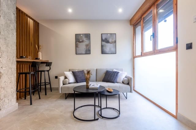 Loft til salgs i Albaicin, Granada by - € 132 500 (Ref: 9985128)