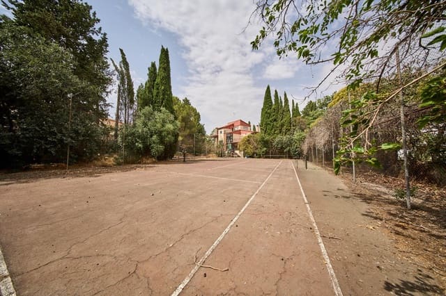 Bouwgrond te koop in La Zubia - € 998.000 (Ref: 9985130)
