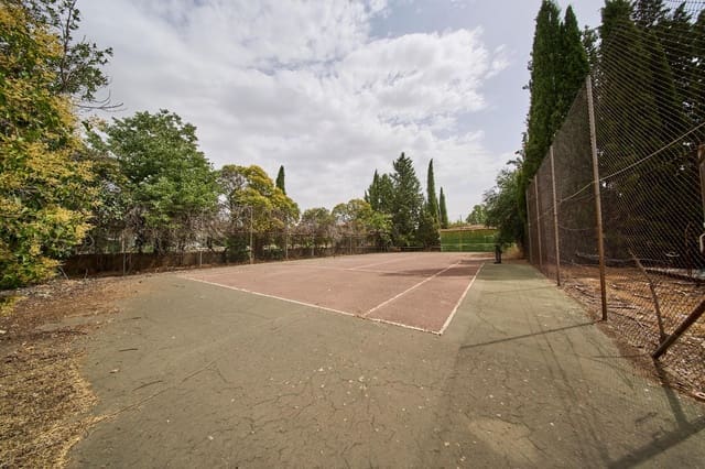 Bouwgrond te koop in La Zubia - € 998.000 (Ref: 9985130)