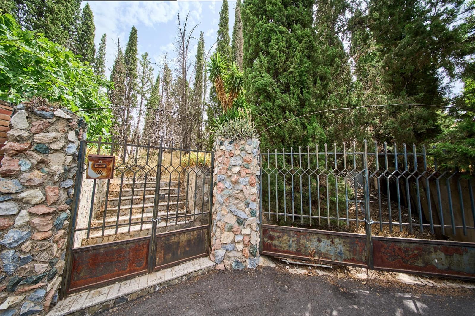 Building Plot for sale in La Zubia - € 998,000 (Ref: 9985130)