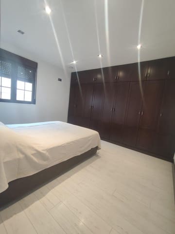 3 bedroom Flat for rent in Zaidin, Granada city - € 850 (Ref: 9986984)